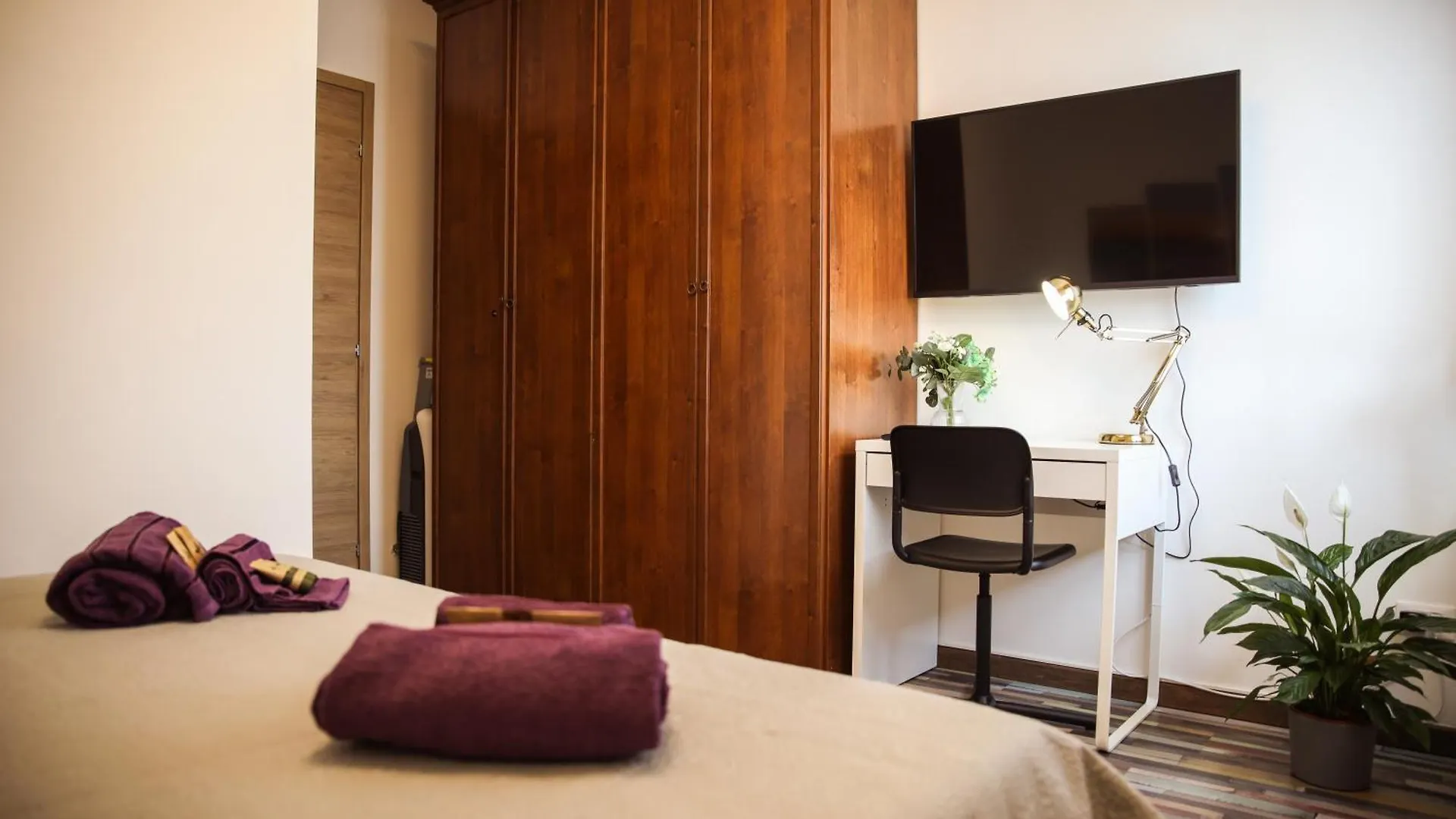 Free Parking & Wi-Fi 5 Min To Hospital Cisanello Apartment Pisa Italy