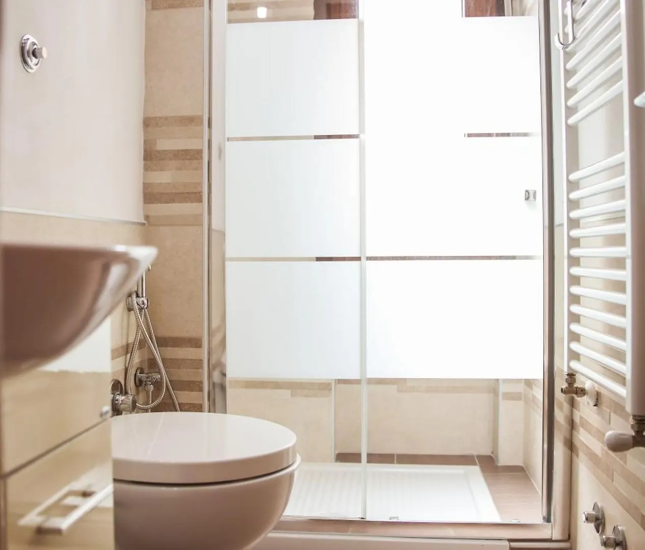 Free Parking & Wi-Fi 5 Min To Hospital Cisanello Apartment Pisa