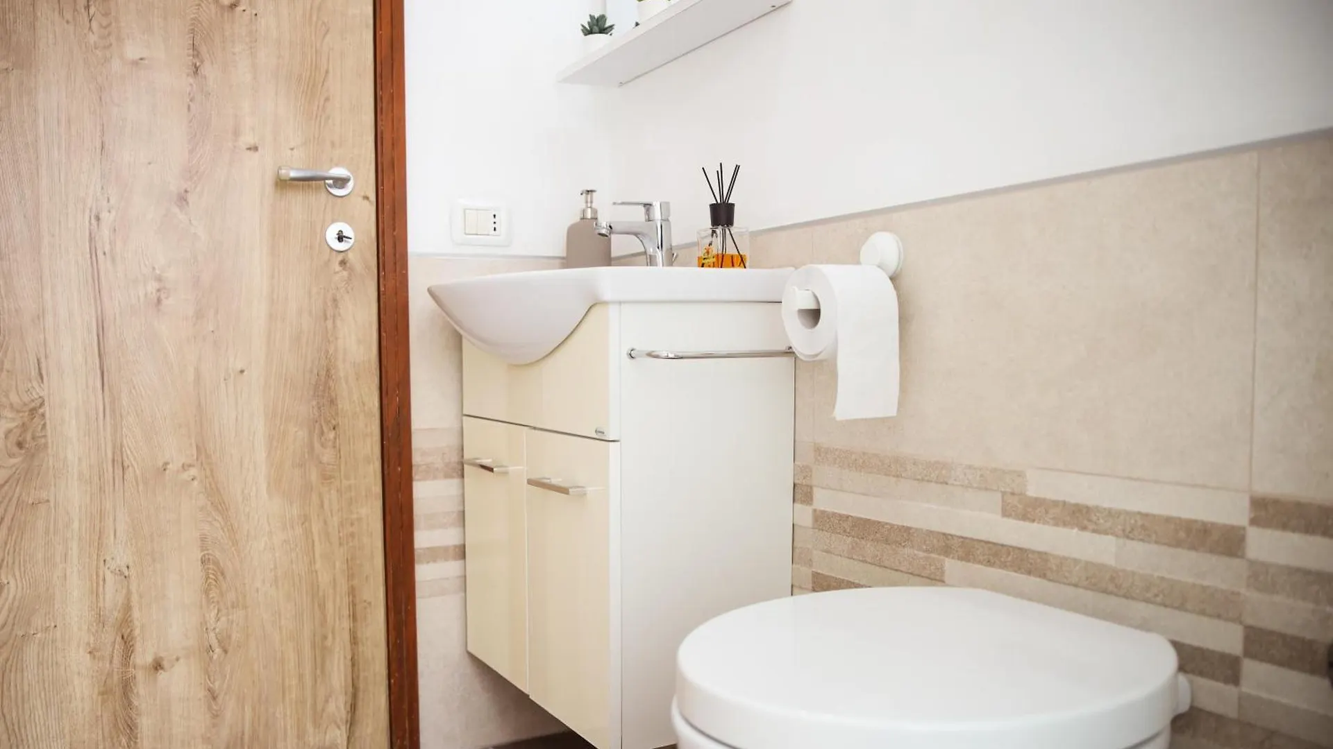 Free Parking & Wi-Fi 5 Min To Hospital Cisanello Apartment Pisa 0*,