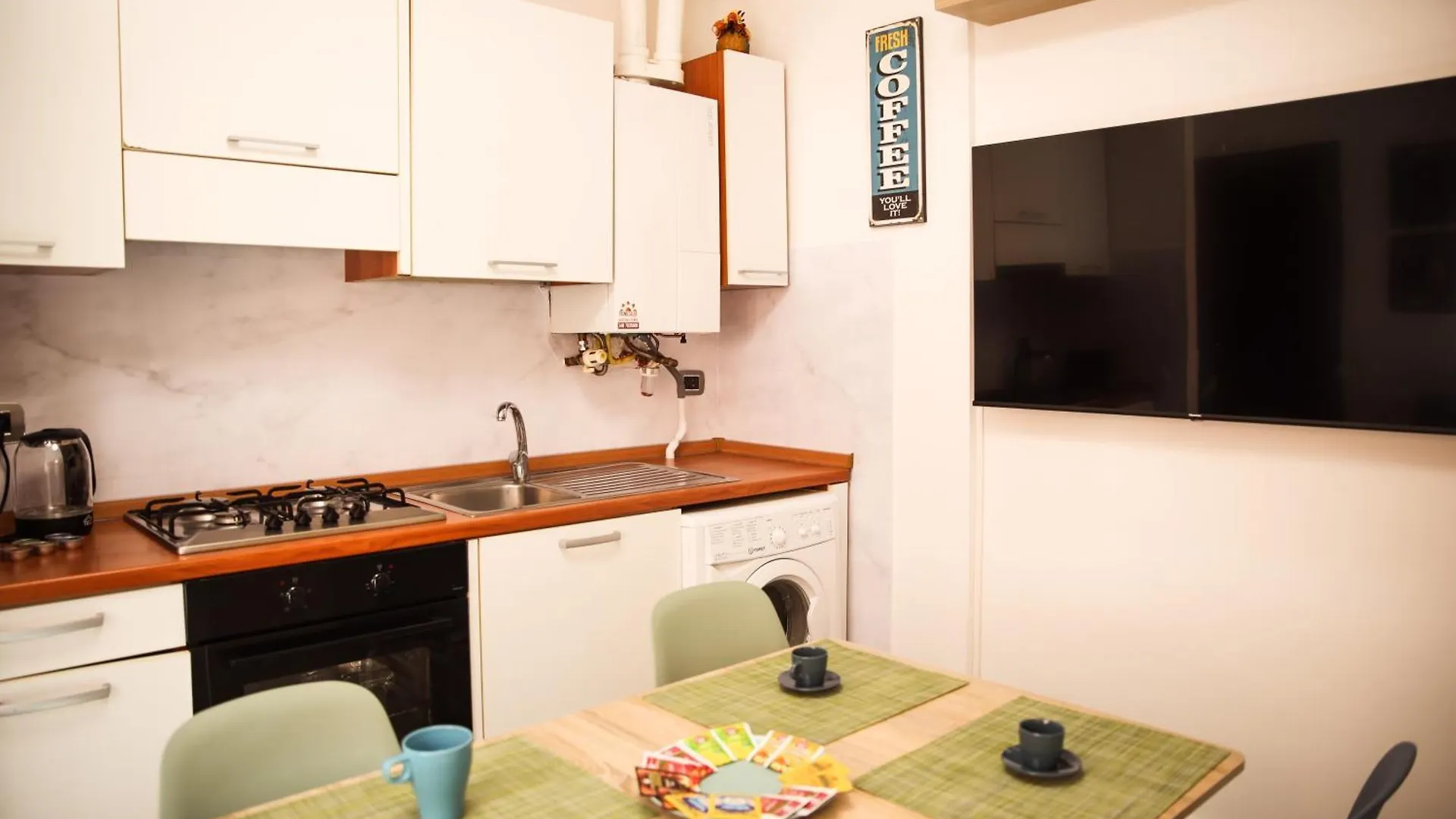 Free Parking & Wi-Fi 5 Min To Hospital Cisanello Apartment Pisa